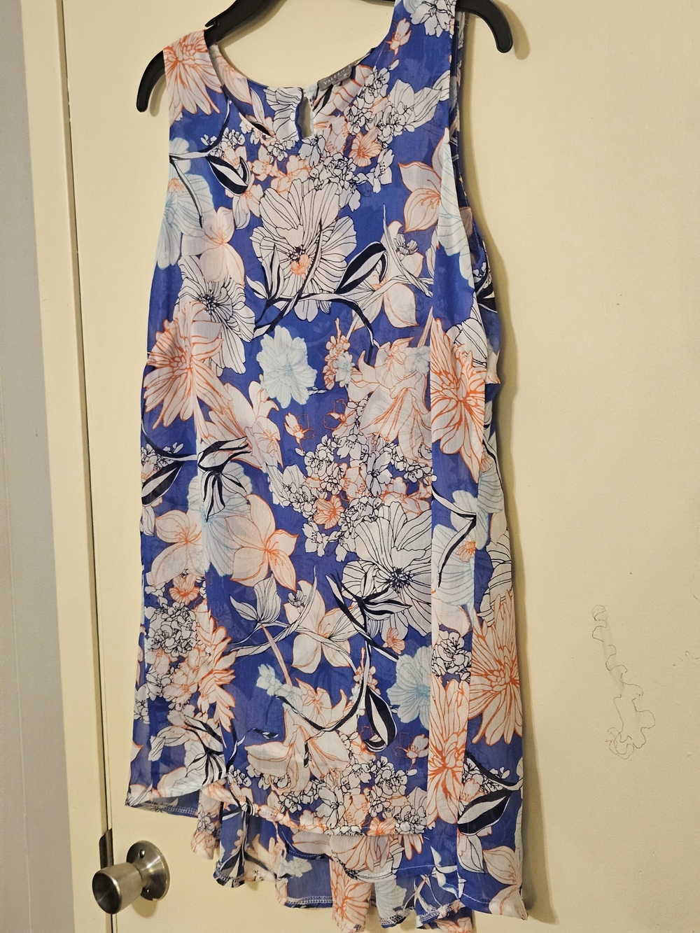 Valerie Stevens Blue Floral Sleeveless Blouse